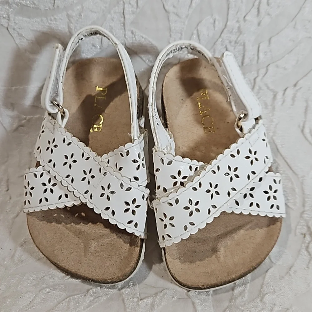 Baby White Flower Place Sandals